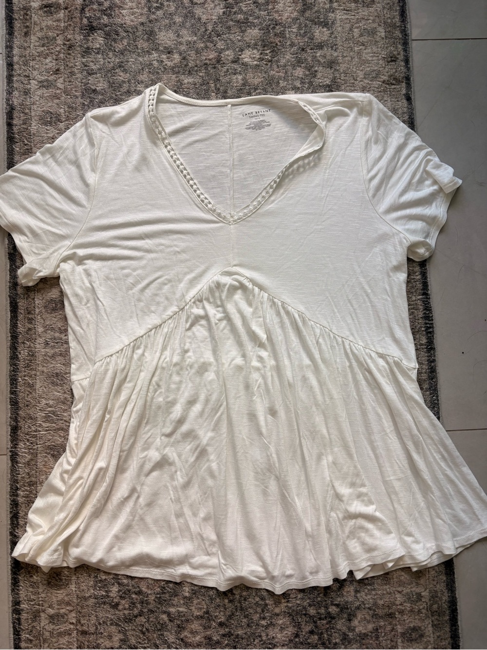 Lane Bryant White V-Neck Peplum Tunic